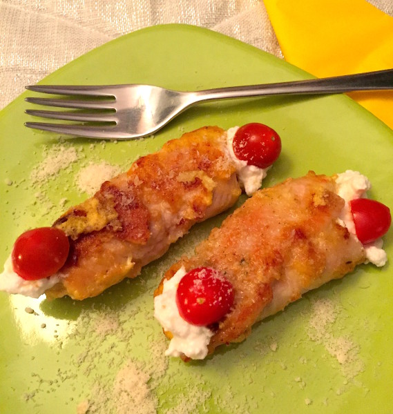 Cannoli siciliani alla ricotta o i miei involtini di pollo?