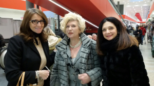 Qui siamo con la bravissima Marina Montorfano, grande fashion blogger, ormai nostra affezionata presentatrice (a sinistra nella foto)